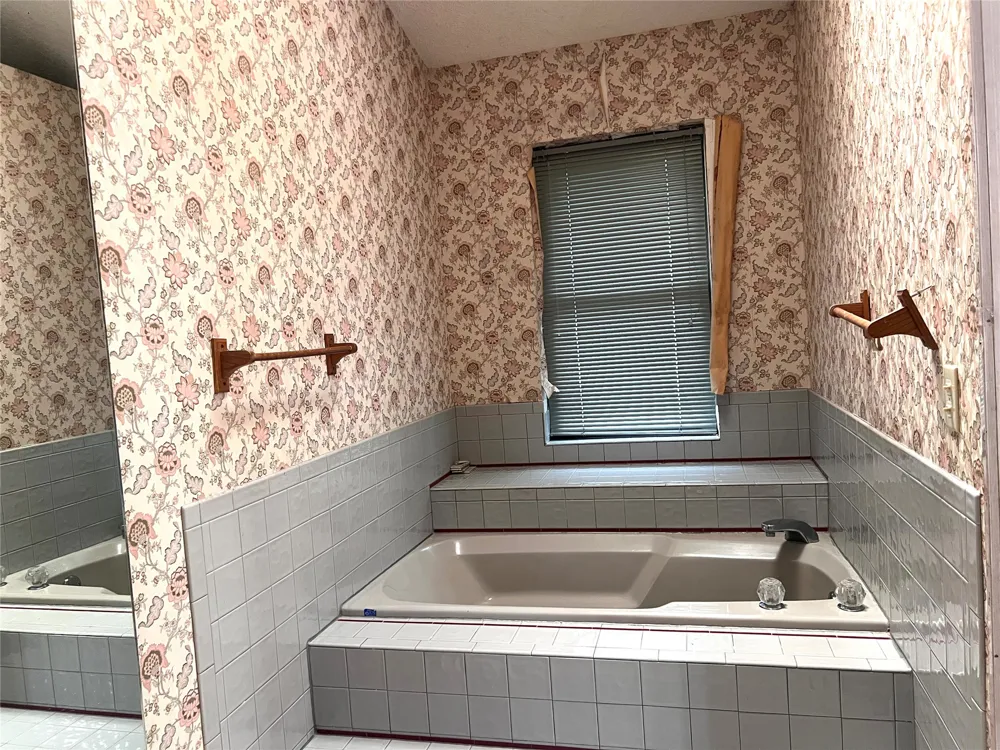 603 Quail McAlester, OK 74501