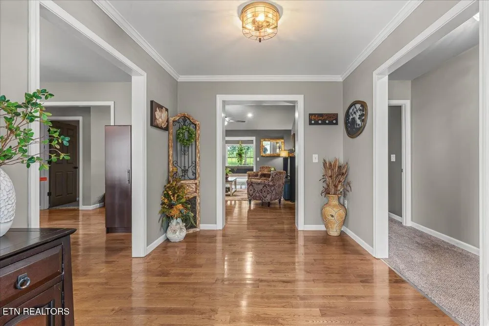 165 County Road 326 Sweetwater, TN 37874