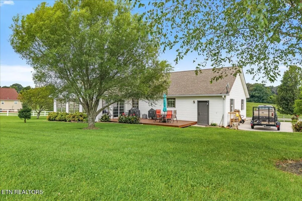 165 County Road 326 Sweetwater, TN 37874