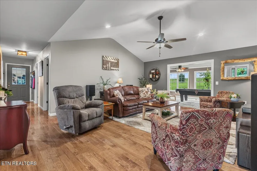 165 County Road 326 Sweetwater, TN 37874