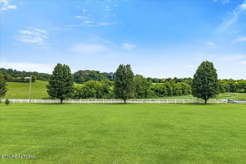 165 County Road 326 Sweetwater, TN 37874