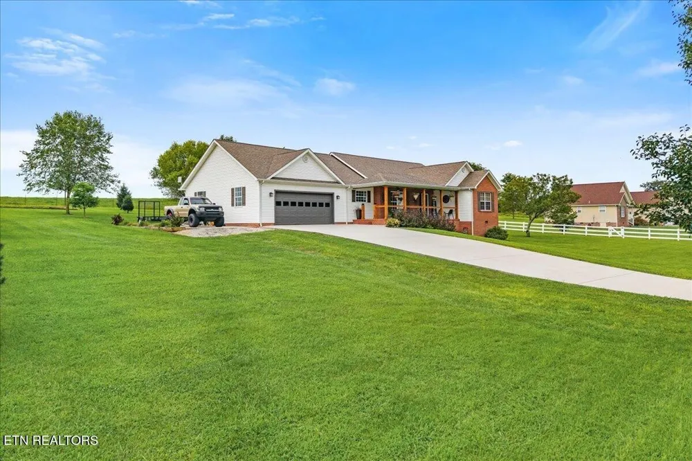 165 County Road 326 Sweetwater, TN 37874