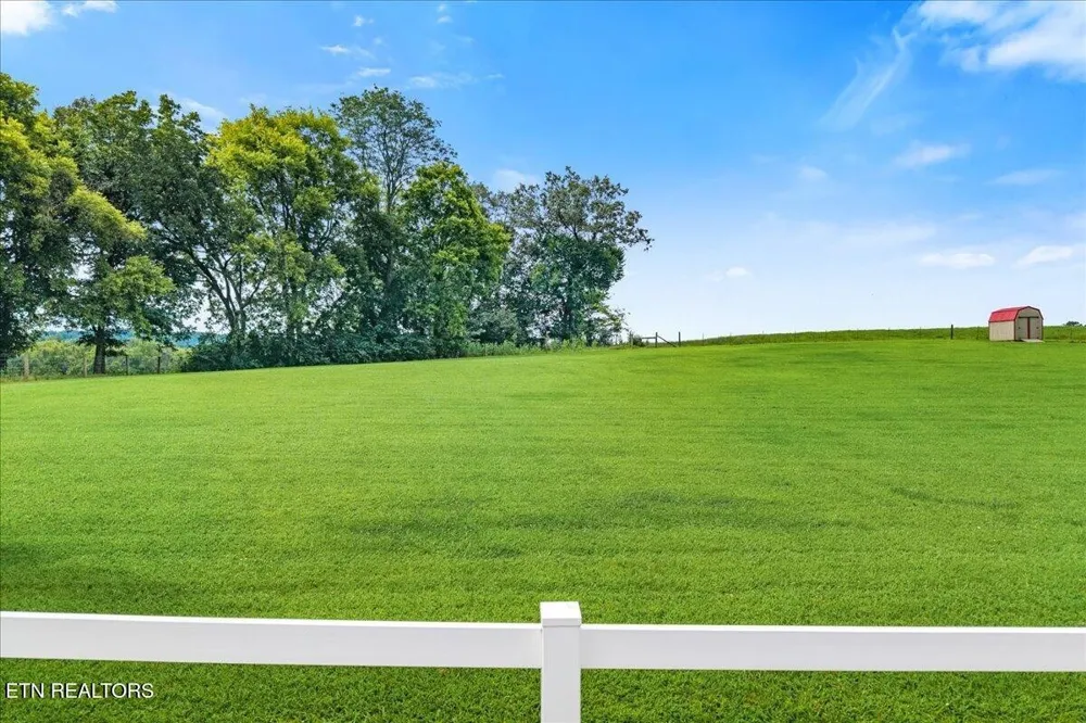 165 County Road 326 Sweetwater, TN 37874