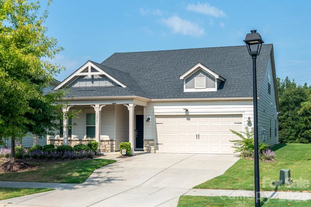 12441 Stoneybrook Station Parkway Huntersville, NC 28078