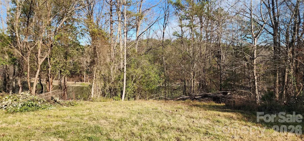 128 Hughey Lake Road Blacksburg, SC 29702