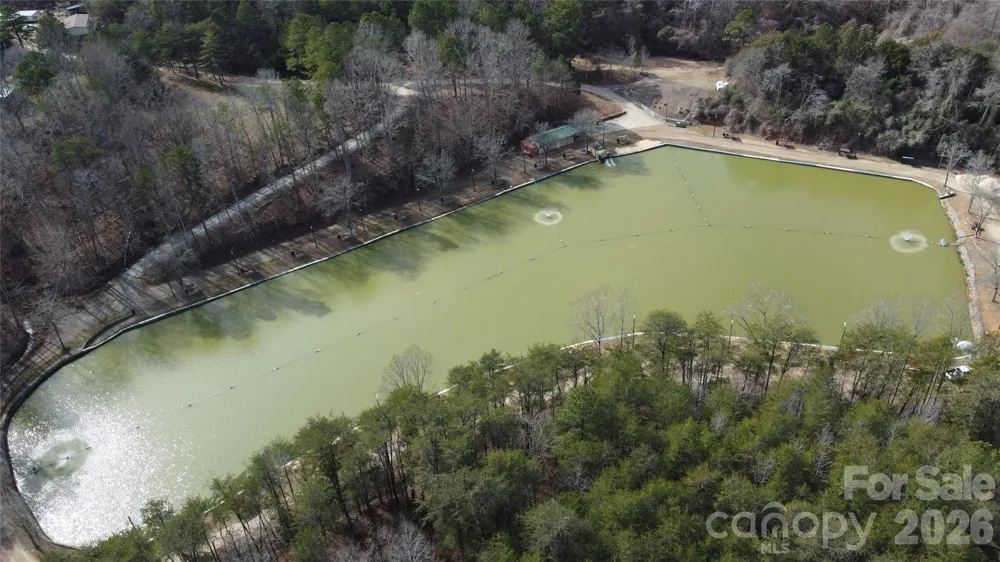 128 Hughey Lake Road Blacksburg, SC 29702