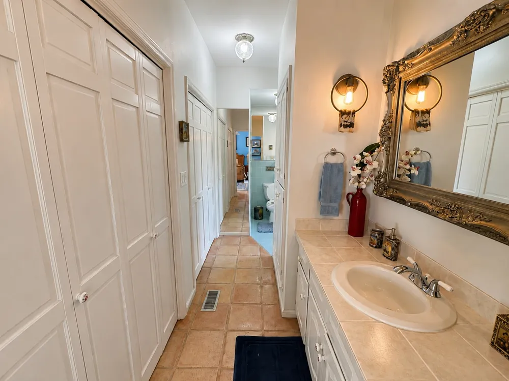 405 Pryor Avenue Pocola, OK 74902