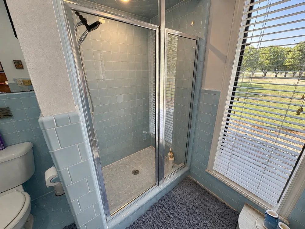 405 Pryor Avenue Pocola, OK 74902
