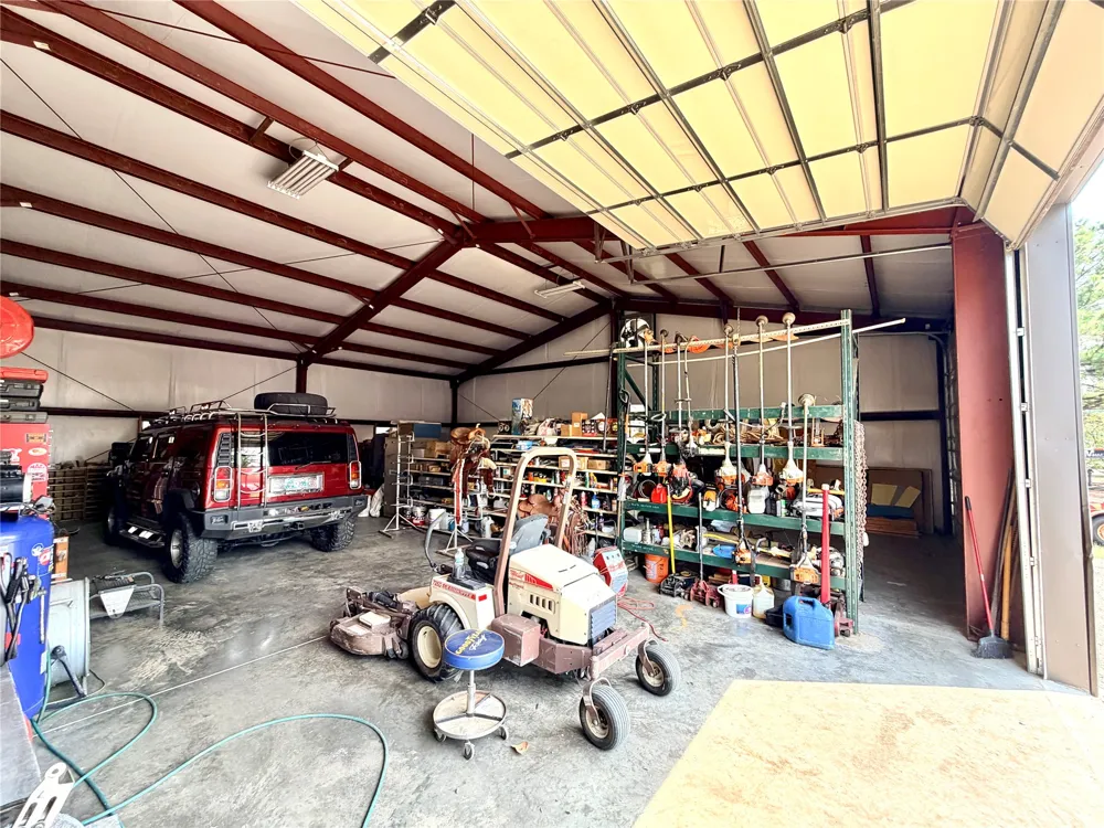 405 Pryor Avenue Pocola, OK 74902