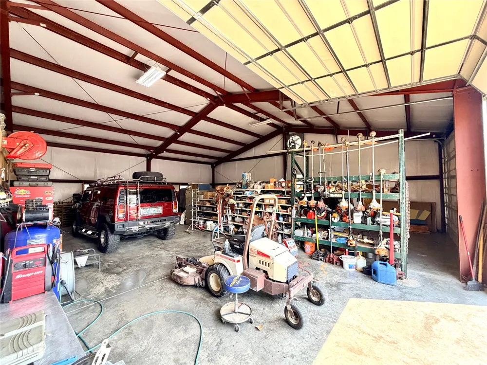 405 Pryor Avenue Pocola, OK 74902