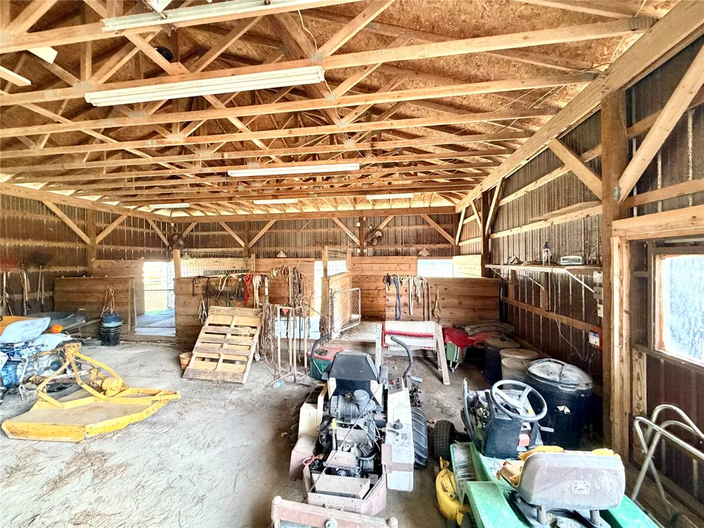 405 Pryor Avenue Pocola, OK 74902