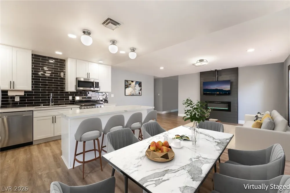 4646 Dennis Way Las Vegas, NV 89121