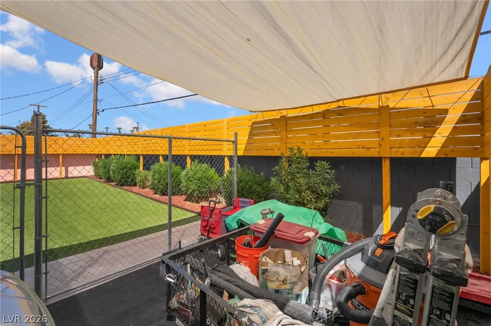 4646 Dennis Way Las Vegas, NV 89121