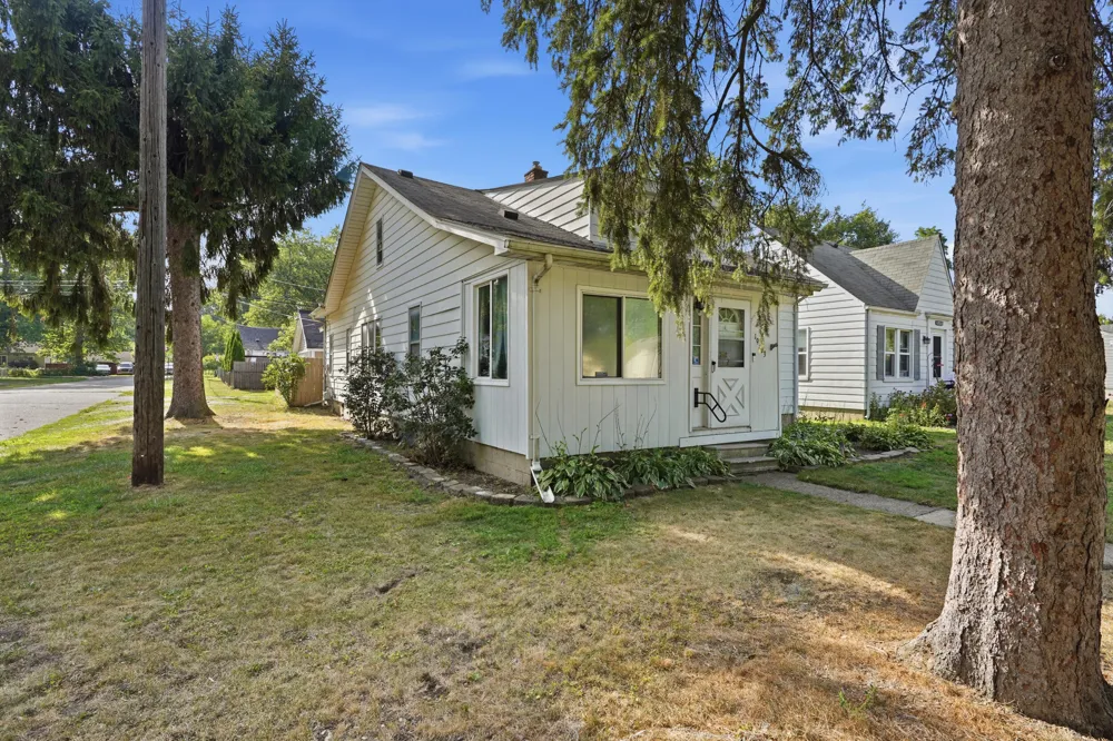 19303 Negaunee Redford Charter Township, MI 48240