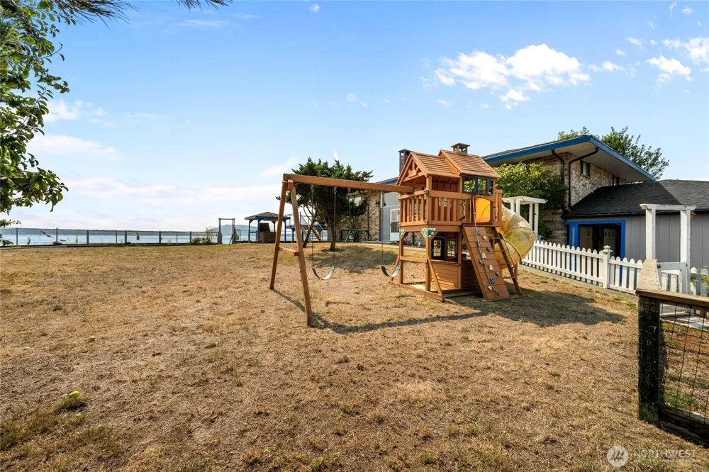 3962 Saltspring Drive Ferndale, WA 98248
