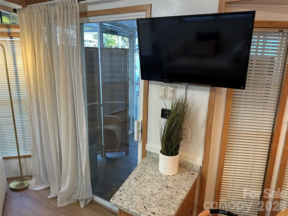 114 Walnut Circle New London, NC 28127