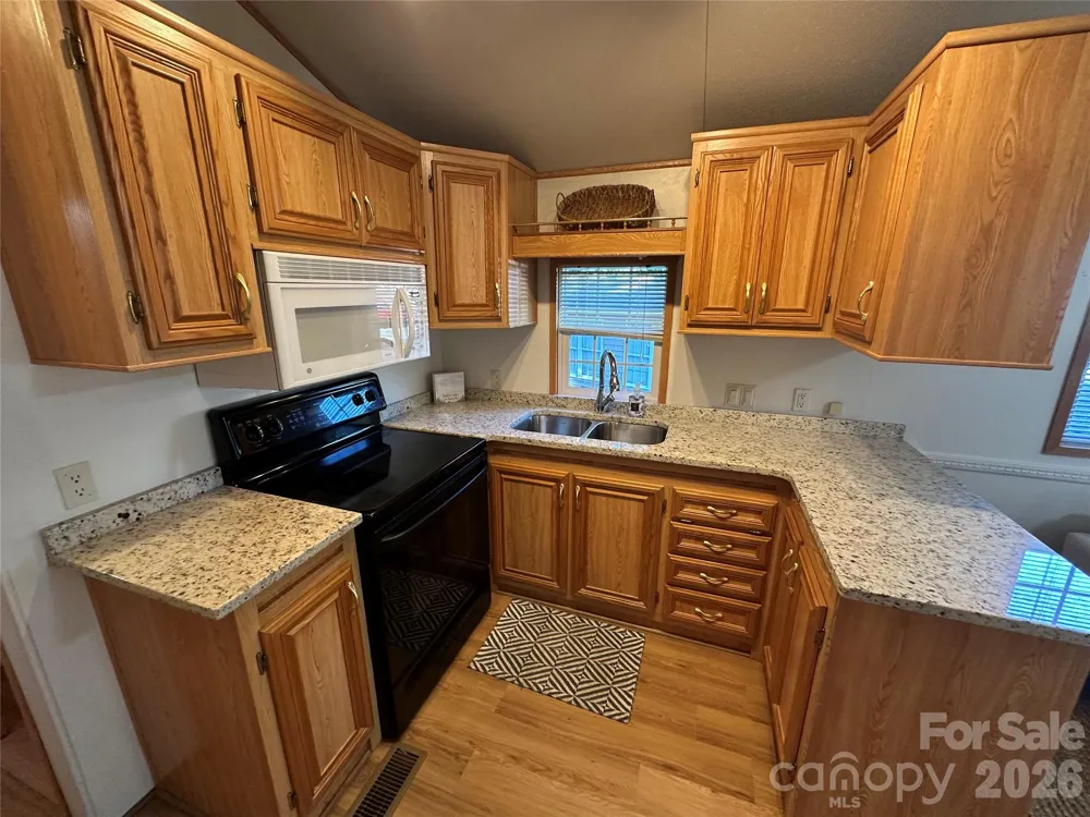 114 Walnut Circle New London, NC 28127