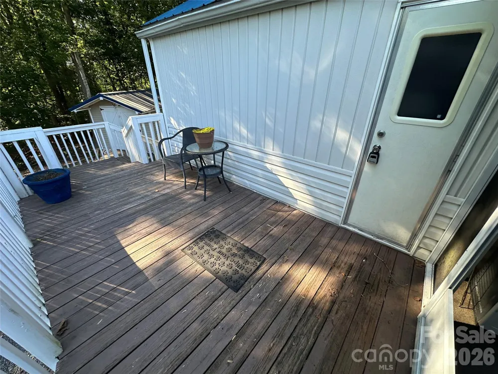114 Walnut Circle New London, NC 28127