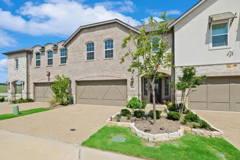 205 Somerset Drive