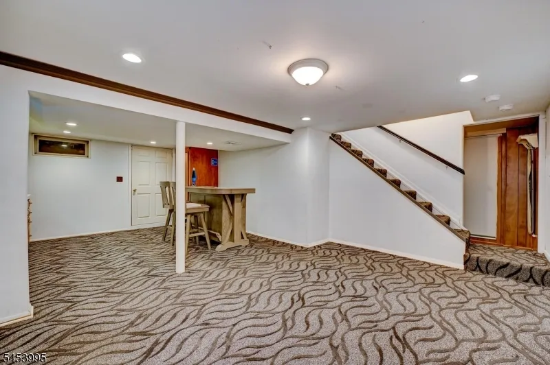 416 Giles Ave Middlesex, NJ 08846