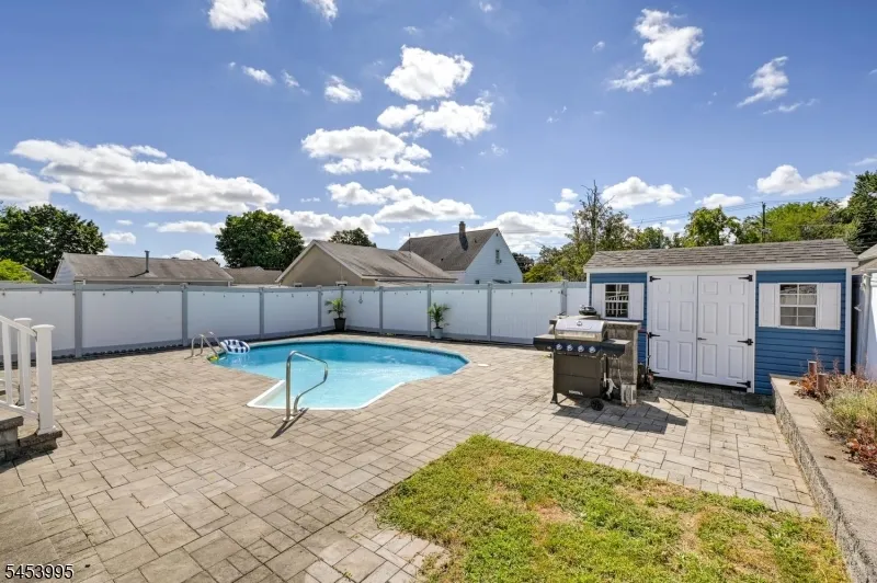 416 Giles Ave Middlesex, NJ 08846