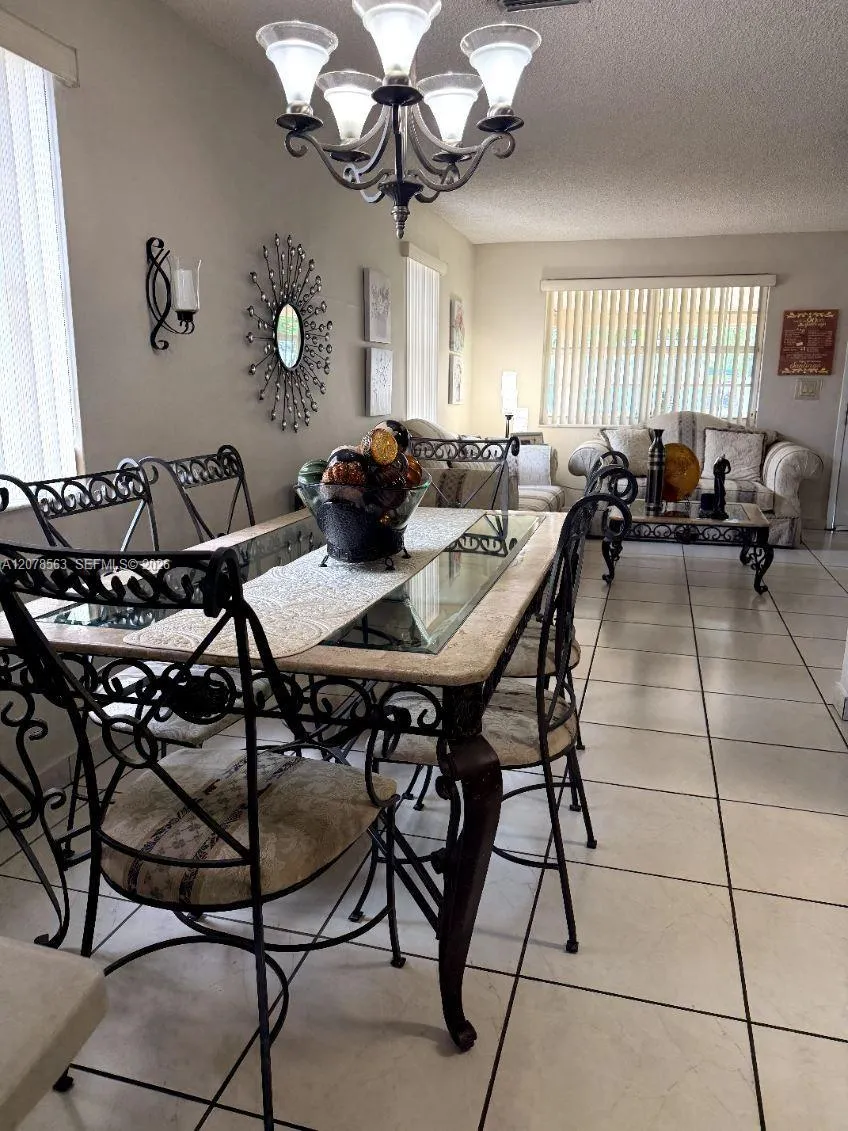 1340 W 36th St Hialeah, FL 33012