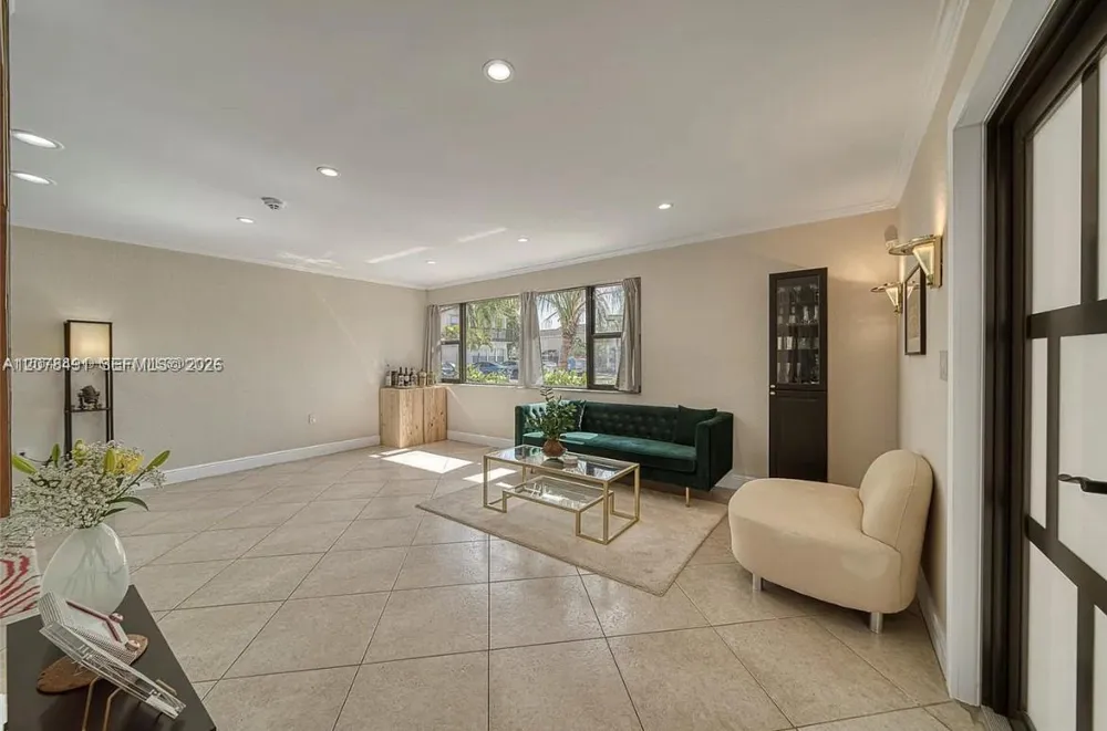 13267 SW 9th Ln Miami, FL 33184