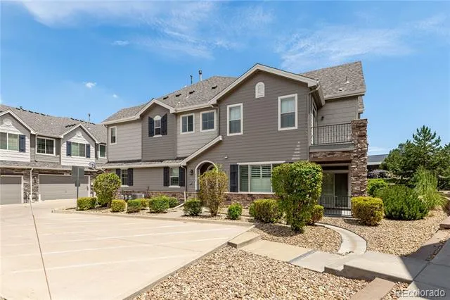 9068 E Phillips Drive Englewood, CO 80112