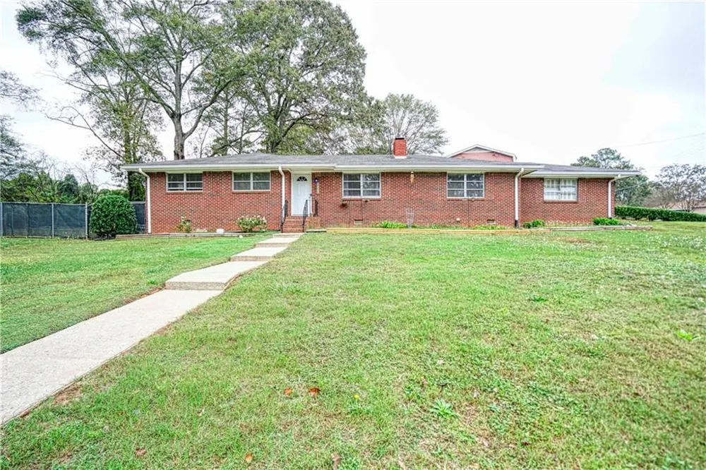 680 Sherwood Drive Jonesboro, GA 30236