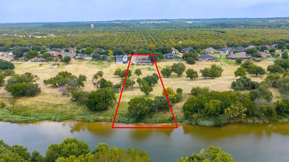 9210 Ravenswood Road Granbury, TX 76049