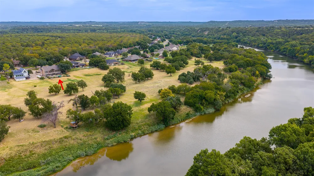 9210 Ravenswood Road Granbury, TX 76049