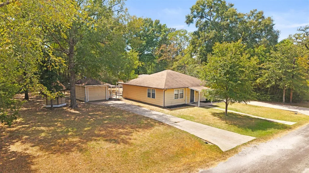 5 Top Flite Lane Trinity, TX 75862