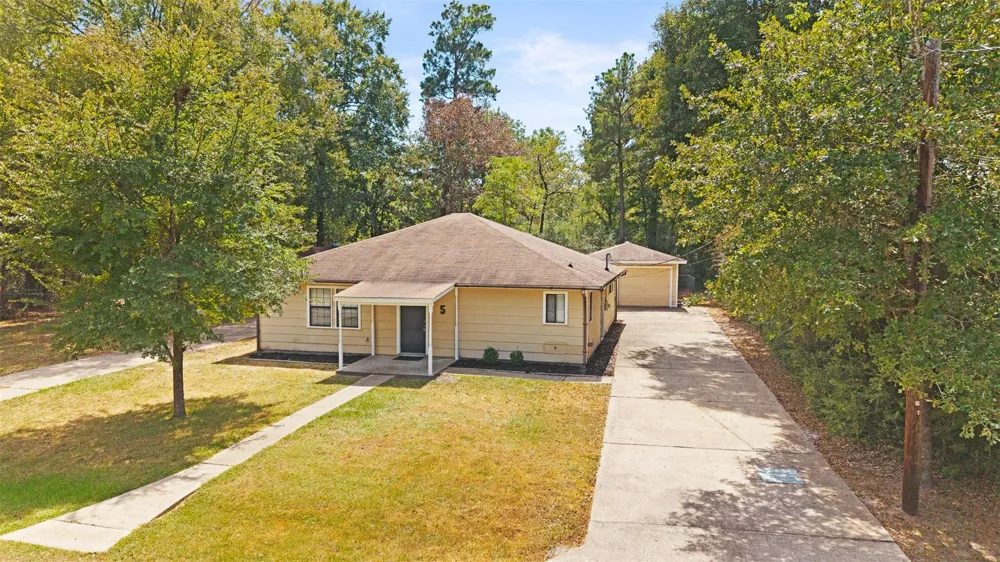 5 Top Flite Lane Trinity, TX 75862