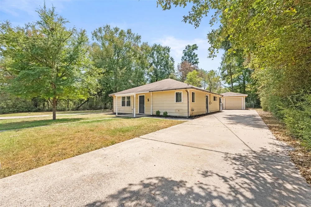 5 Top Flite Lane Trinity, TX 75862