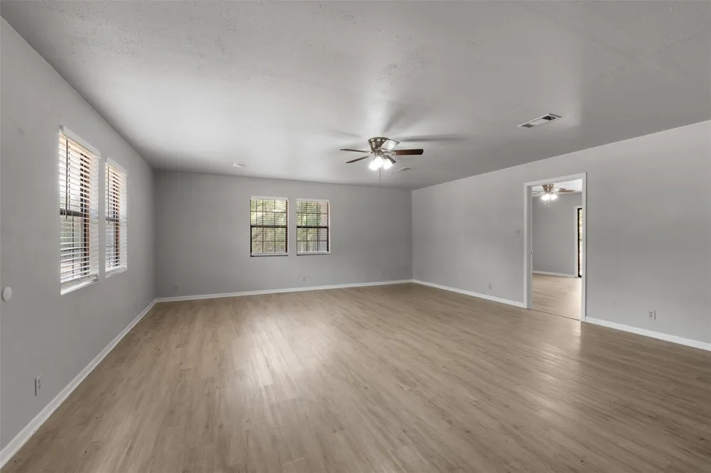 5 Top Flite Lane Trinity, TX 75862