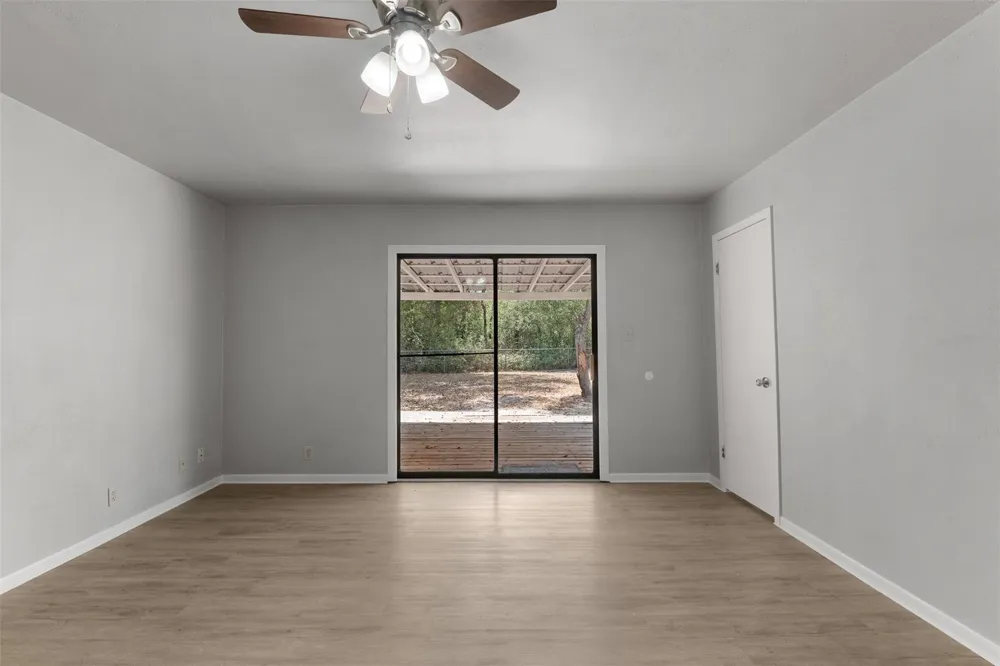 5 Top Flite Lane Trinity, TX 75862