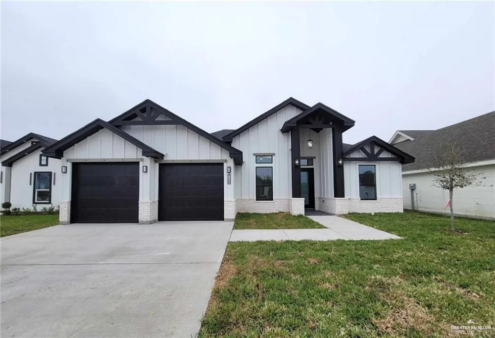 729 Saint Vincent Drive Alamo, TX 78516