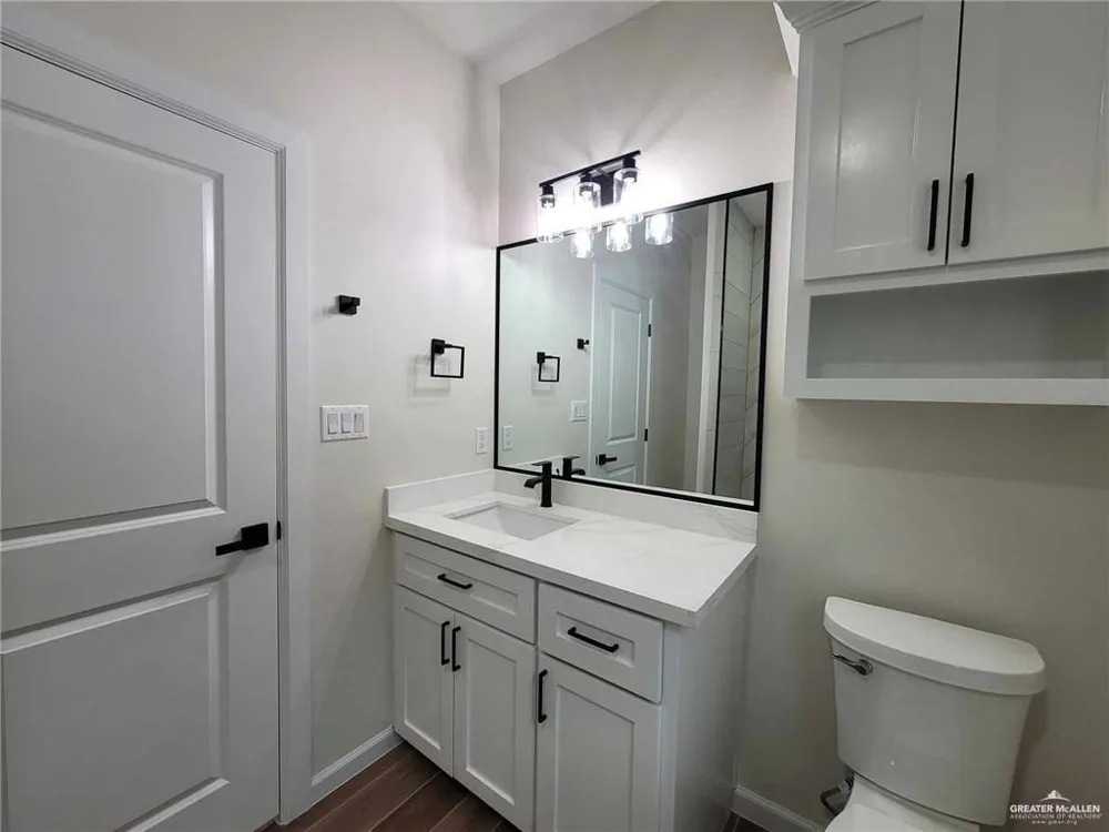 729 Saint Vincent Drive Alamo, TX 78516
