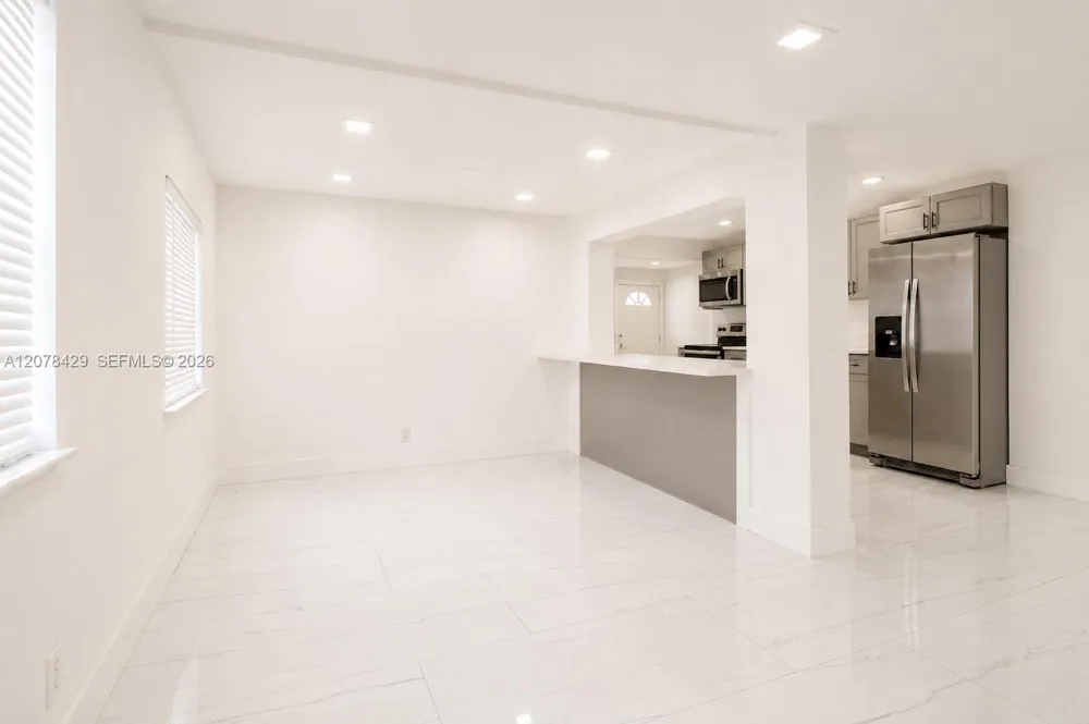 5225 NE 1st Ave Fort Lauderdale, FL 33334
