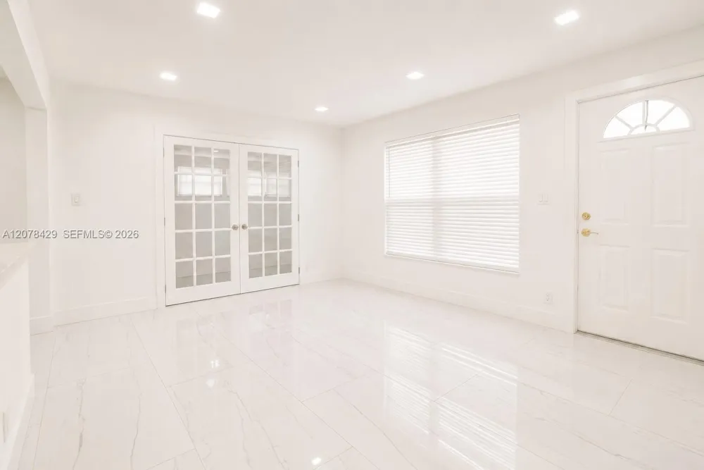 5225 NE 1st Ave Fort Lauderdale, FL 33334