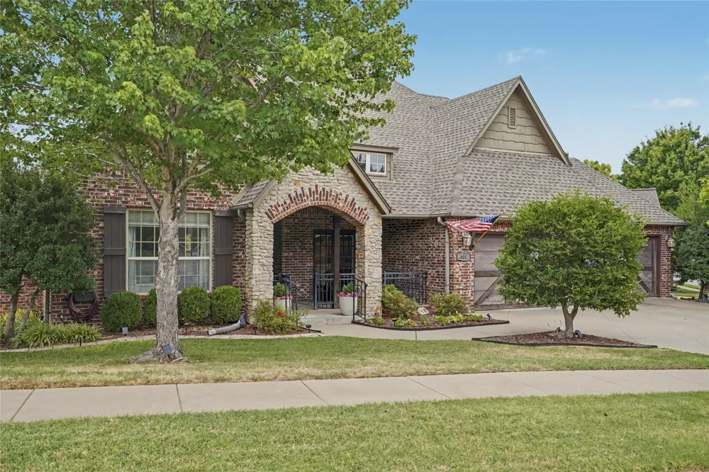 315 E 125th Court S Jenks, OK 74037