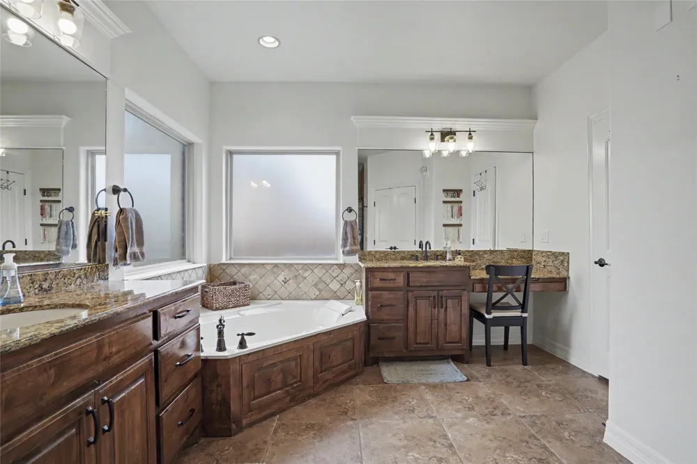 315 E 125th Court S Jenks, OK 74037