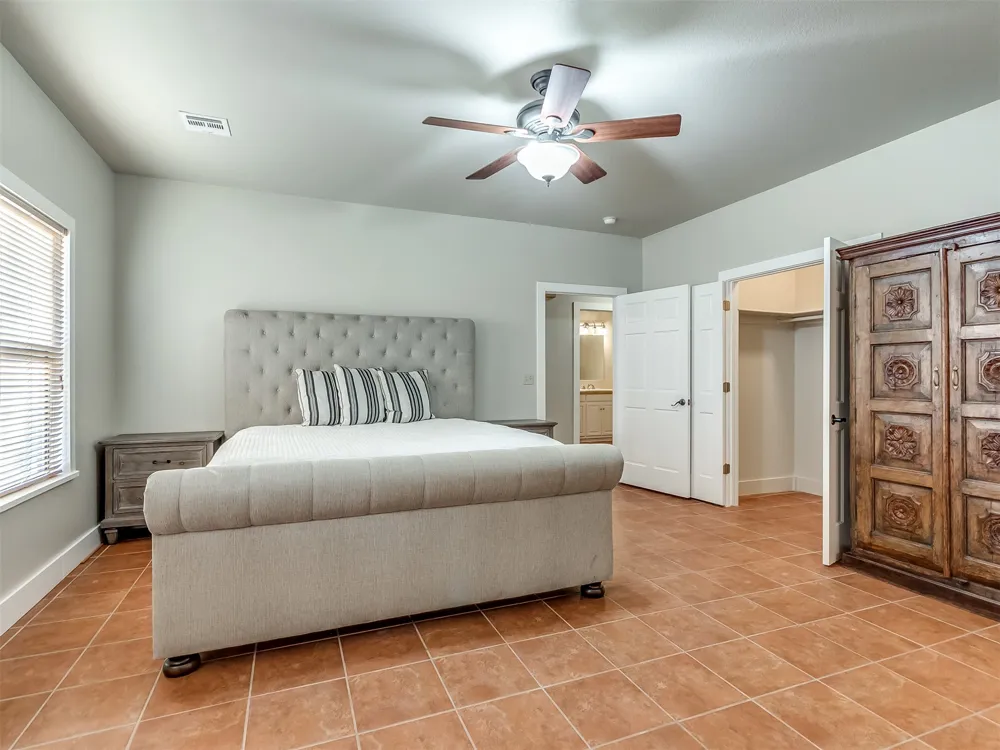 1656 McNally Road Eufaula, OK 74432