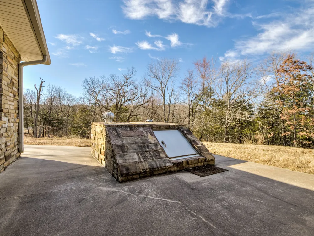 1656 McNally Road Eufaula, OK 74432