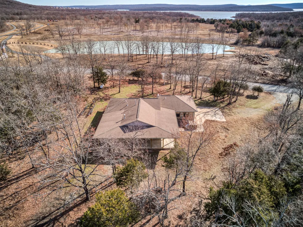 1656 McNally Road Eufaula, OK 74432