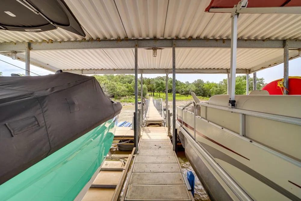1656 McNally Road Eufaula, OK 74432