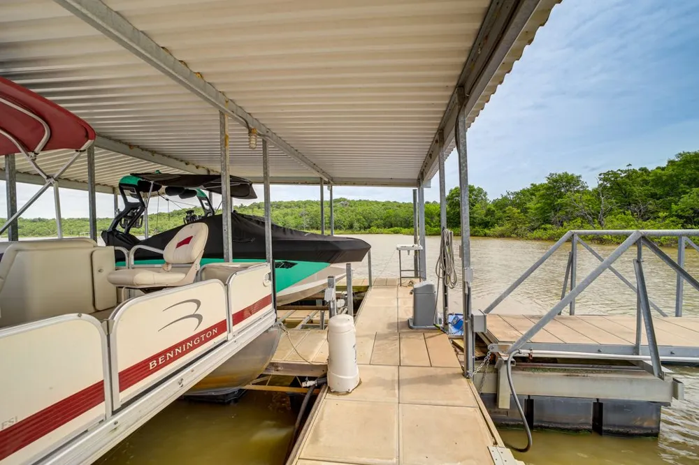 1656 McNally Road Eufaula, OK 74432