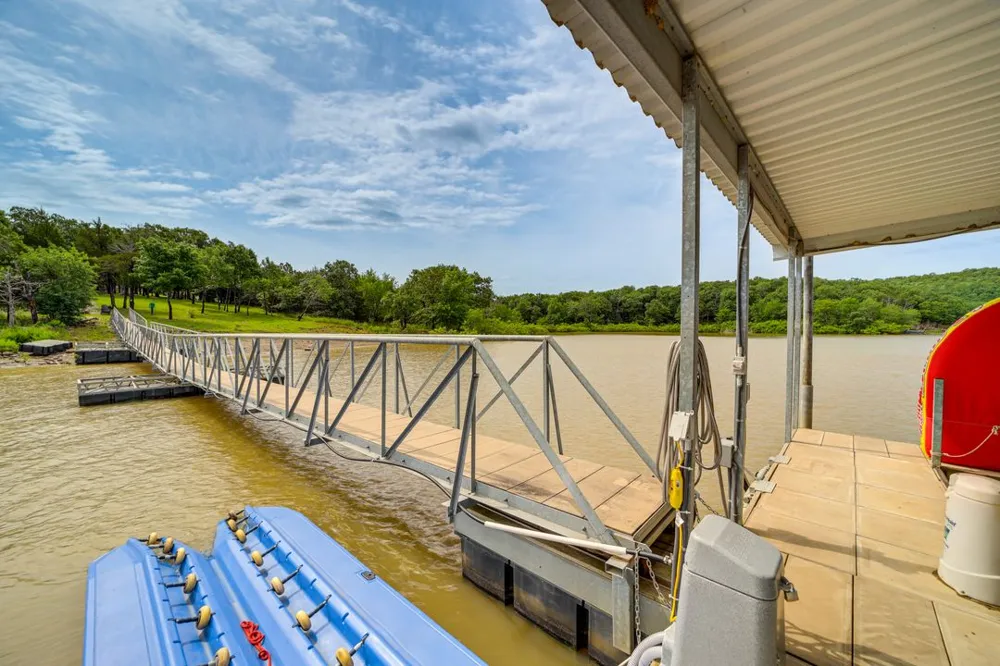1656 McNally Road Eufaula, OK 74432