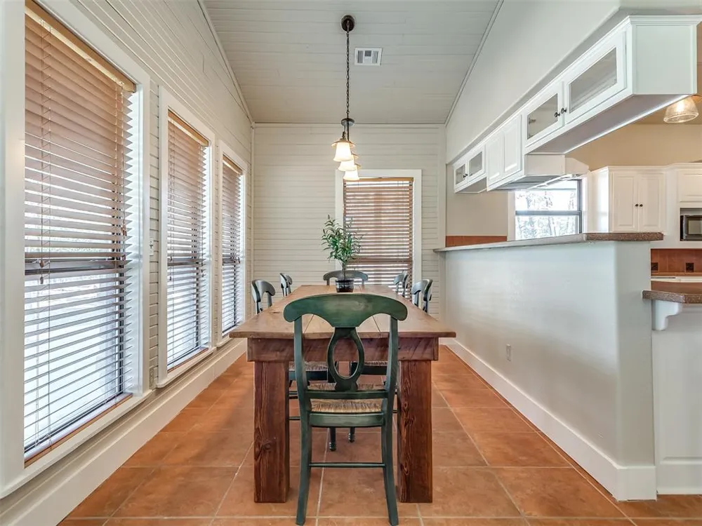 1656 McNally Road Eufaula, OK 74432