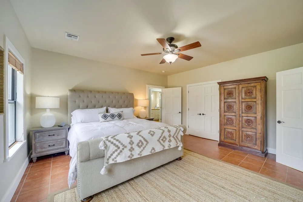 1656 McNally Road Eufaula, OK 74432